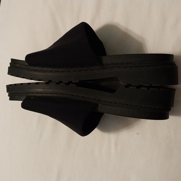 TORRID slide on chunky sole flatform slide sandals no size. - Picture 5 of 11